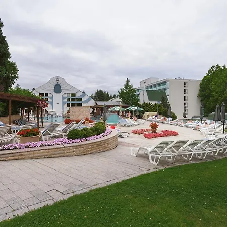 Great Time Aparthotel