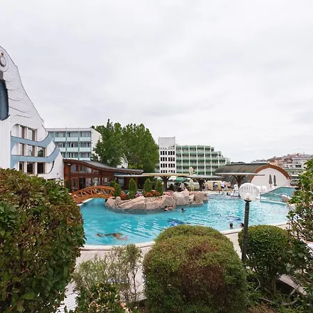 Aparthotel Carbona Great Time 4*